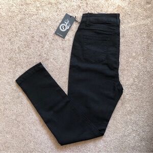 Fashion Nova black b.o.b skinny jeans size 15/16